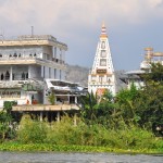 09.Kanchanaburi – vojenske muzeum pri pohlade z lode