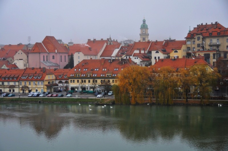 03.Maribor - stare mesto nad riekou Drava