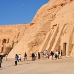 08.Abu Simbel – oba vzacne chramy stoja tesne pri   sebe
