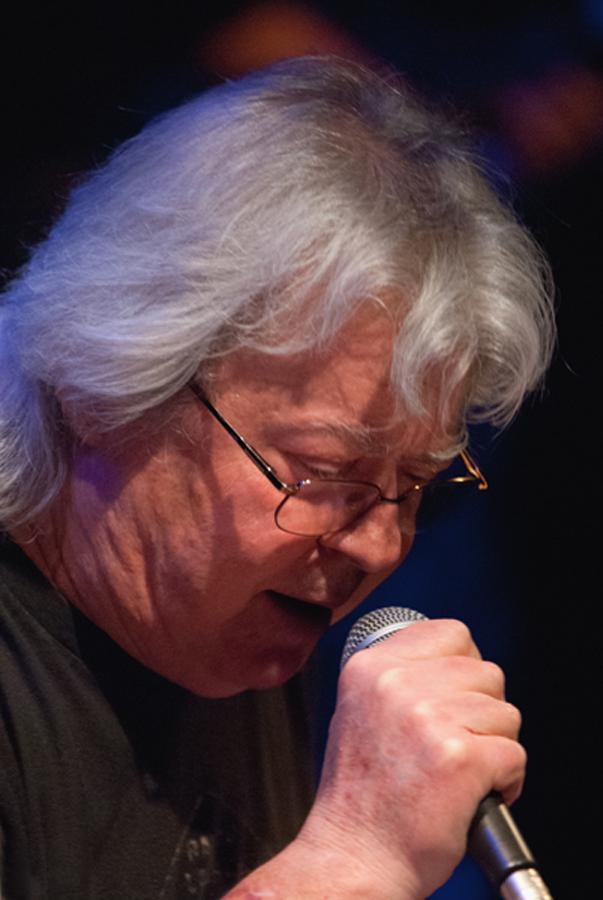 Vladimír Mišík zahrá v Bratislave legendárny album „Kuře v hodinkách“!