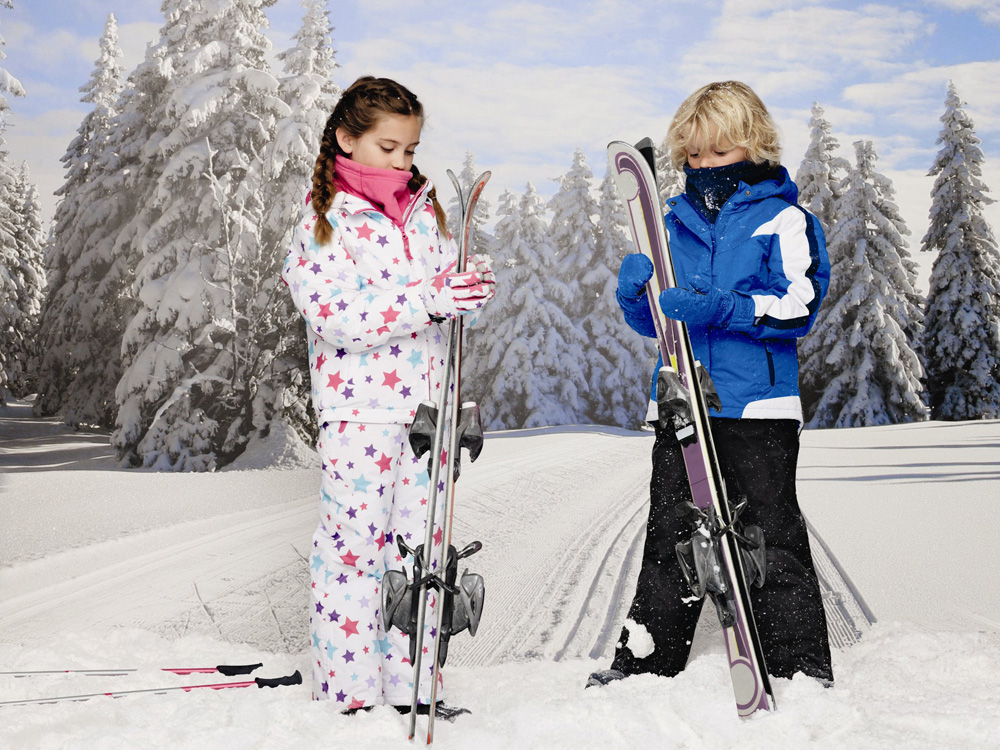 RT_FF_CHRISTMAS_SKIWEAR_Shot_09_003_2