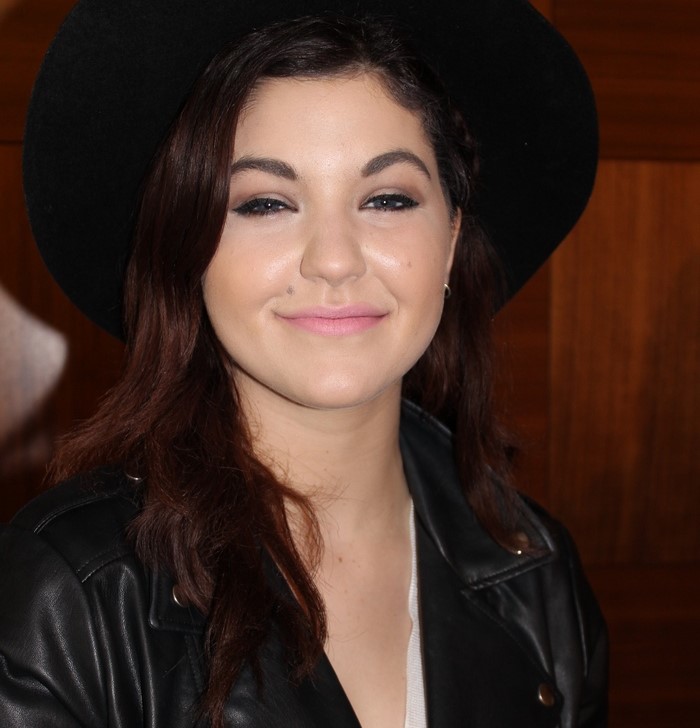 Celeste Buckingham bude online vo štvrtok 7. apríla 2016 o 14.00 hodine Celeste Buckingham