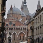 04.Padova – mnohe ulicky koncia svatostankami