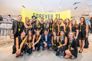 MÓDNA ZNAČKA FOREVER 21