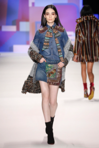 exitic jeans Desigual