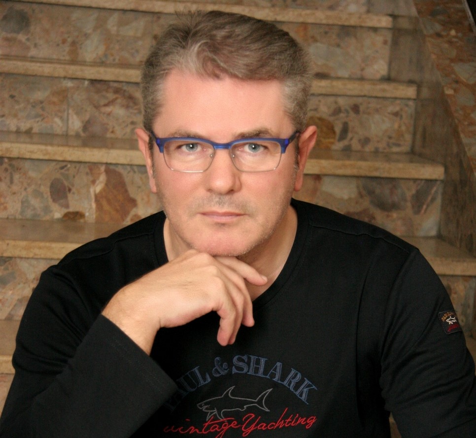 Gastroentrológ, hlásateľ a moderátor Miloš Bubán bude online v pondelok 6.marca 2017 o 15.00 hodine Online rozhovor Miloš Bubán