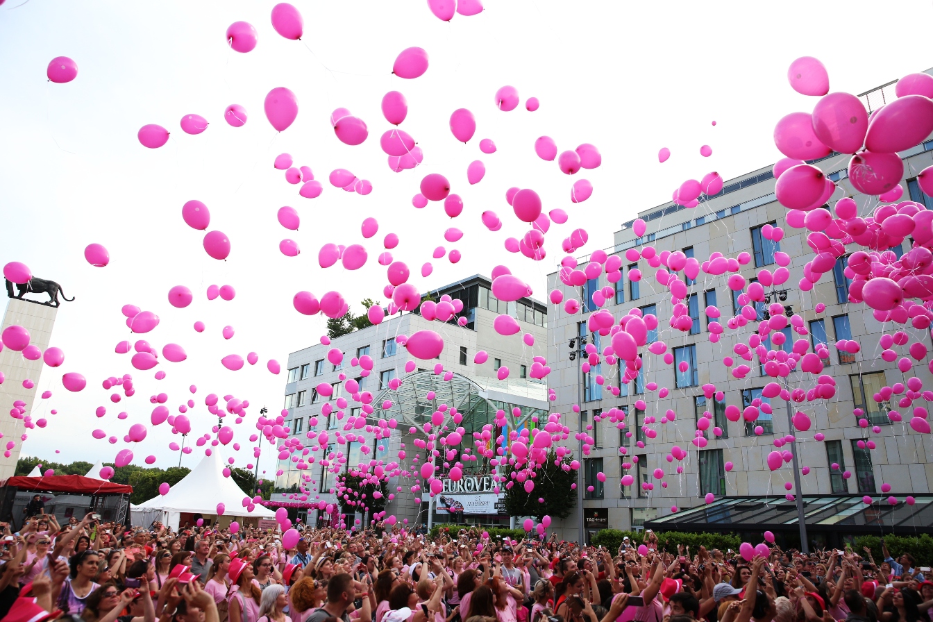 Odpoveďou na alarmujúce štatistiky je prevencia Avon pochod