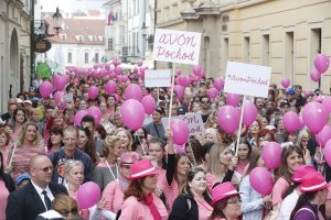 AVON Pochod proti rakovine prsníka