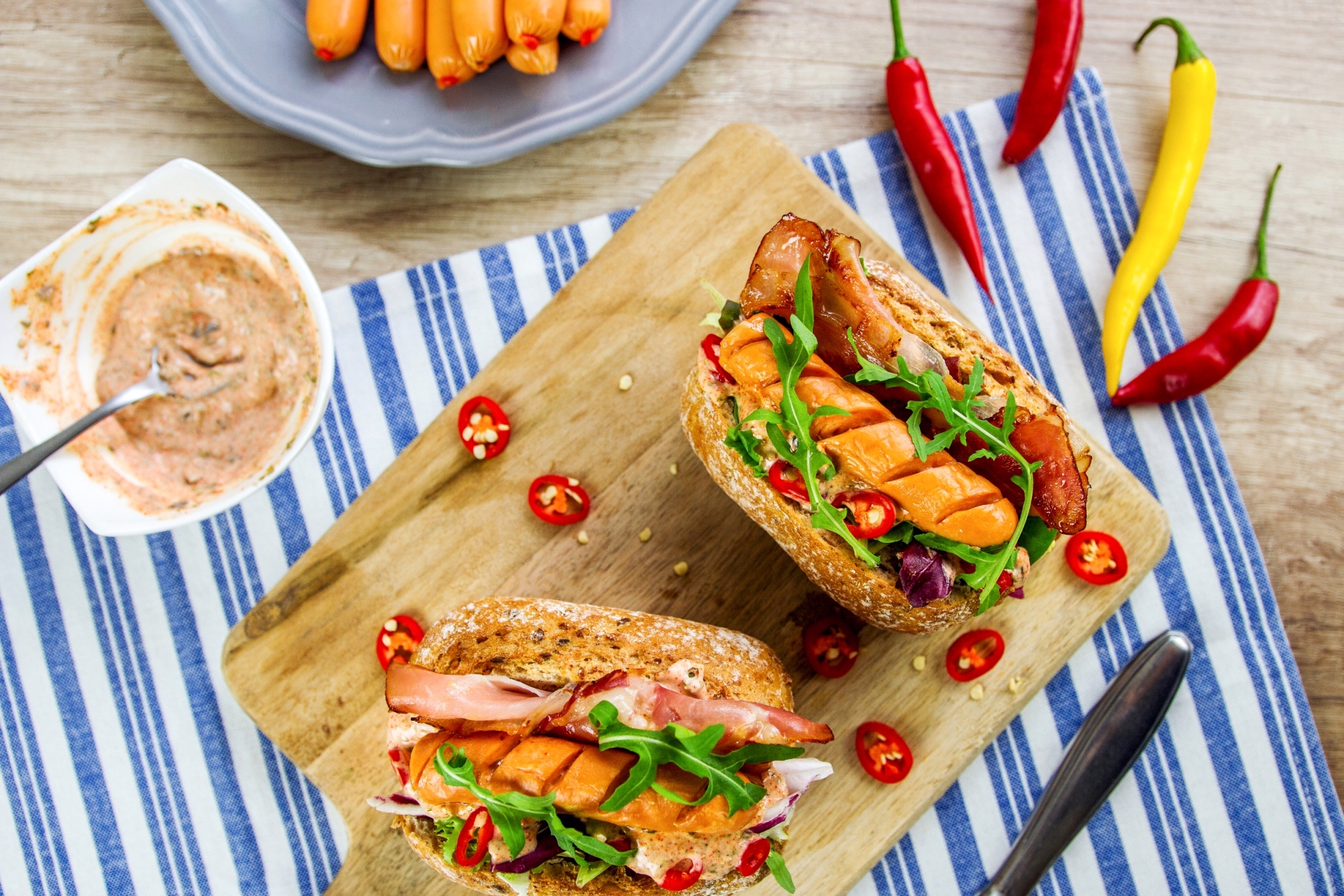 Grilovacia sezóna je tu! Chillie mini hot dog