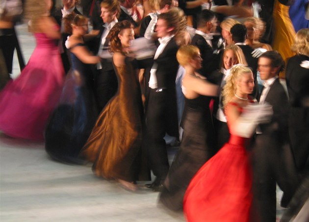 RAB509b83_promoball Plesova sezóna
