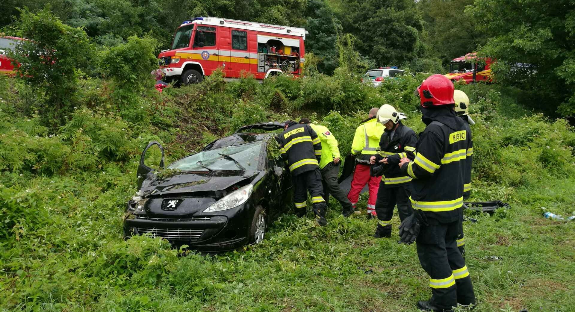 Bezpecnost_na_cestach Prvá pomoc na slovenských cestách, vieme ju v prípade potreby poskytnúť?