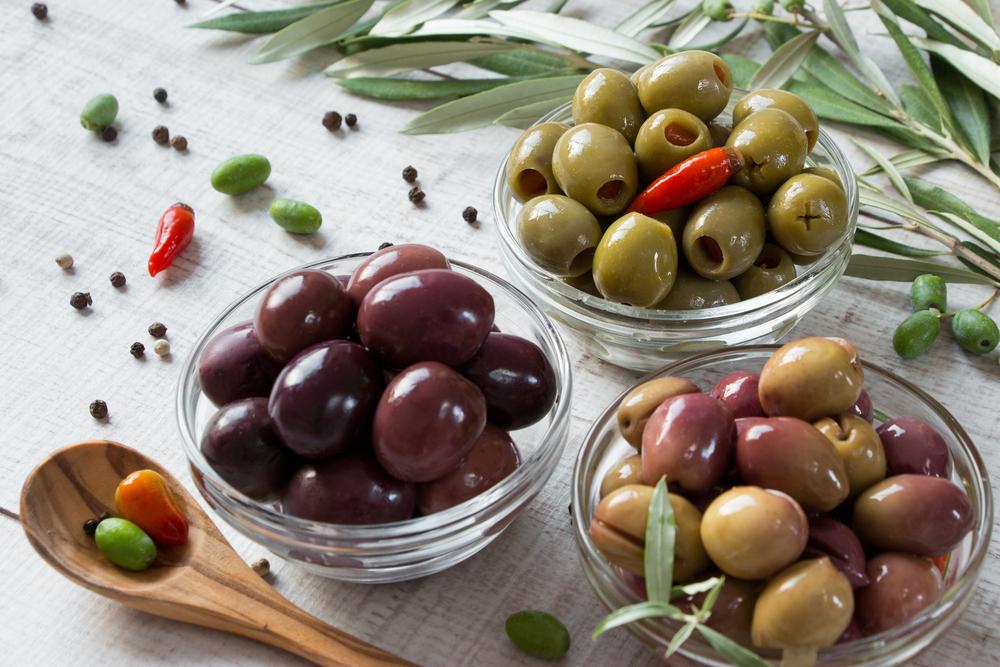 6.8. olivy shutterstock_304932779_1000x667