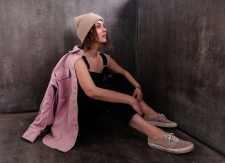 Predtým, ako sa dostaneme v vášmu aktuálnemu singlu, začnime od vášho umeleckého mena – M.U.S. Ako vzniklo a čo znamená?