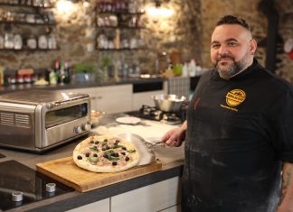 Patrí cesnak na pizzu? „Je to ako s kukuricou,“ hovorí Talian Emanuele a pridáva recept na pravú taliansku pizzu
