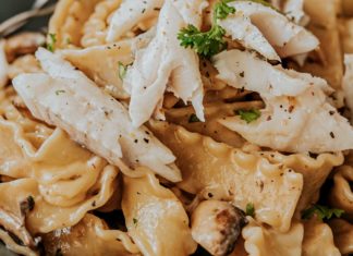 Fettuccine so smotánovou omáčkou a zubáčom