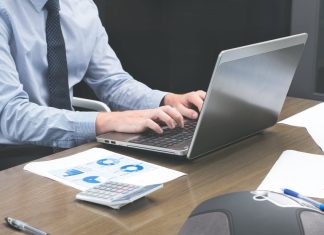 Príjem z poistného vo svete podľa Allianz minulý rok stúpol o takmer 5 %, na Slovensku sa prepadol o 10 %