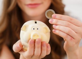SEDEM FINANČNÝCH HRIECHOV, KTORÉ VÁS PRIPRAVIA O PENIAZE