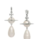 Na╠üus╠înice Vivienne Westwood pearls