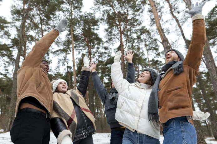 medium-shot-friends-reunion-winter-time-scaled